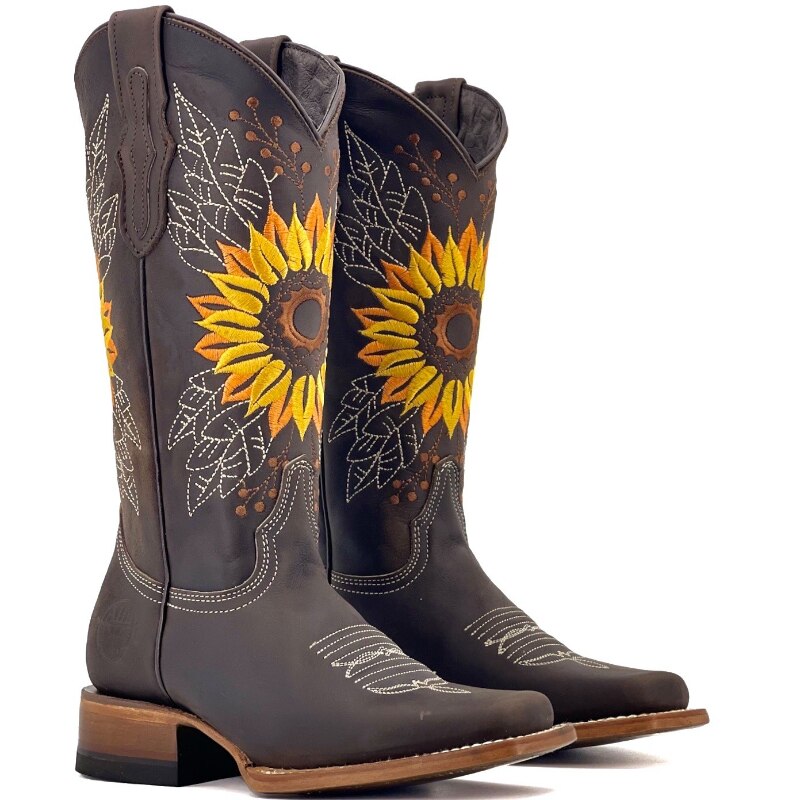 Western women's cowboy embroidered boots