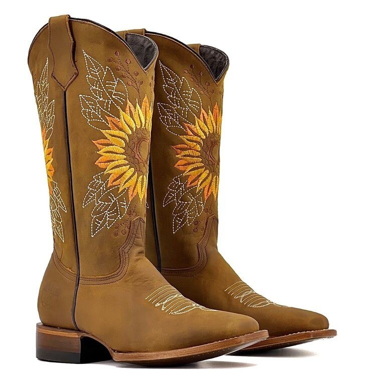 Western women's cowboy embroidered boots