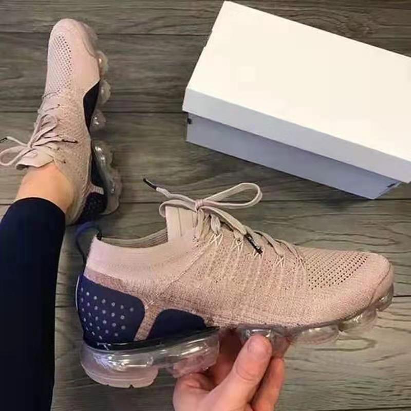 Women Light Mesh Breathable Sport Sneakers