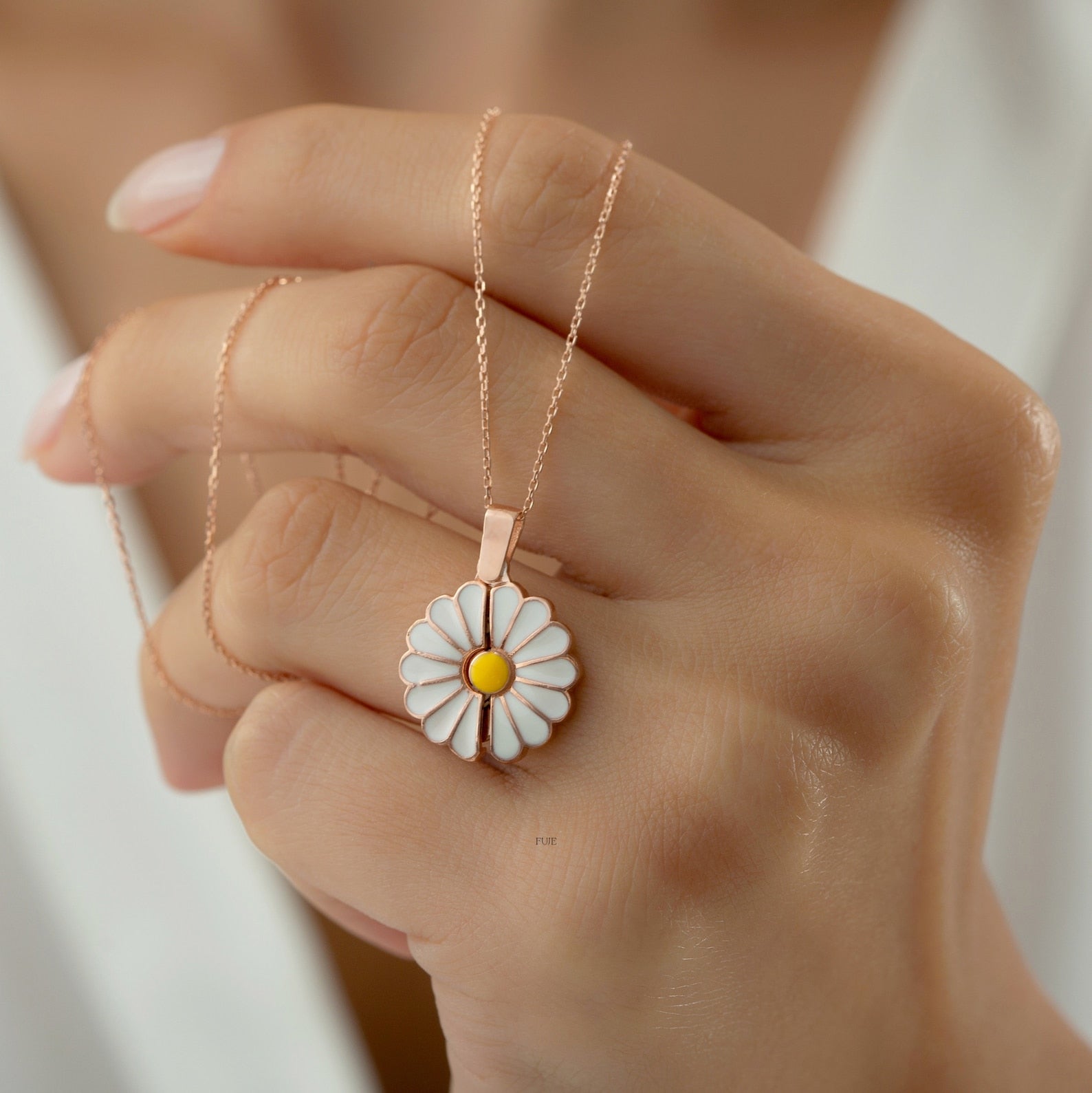 Personalised Daisy Necklace